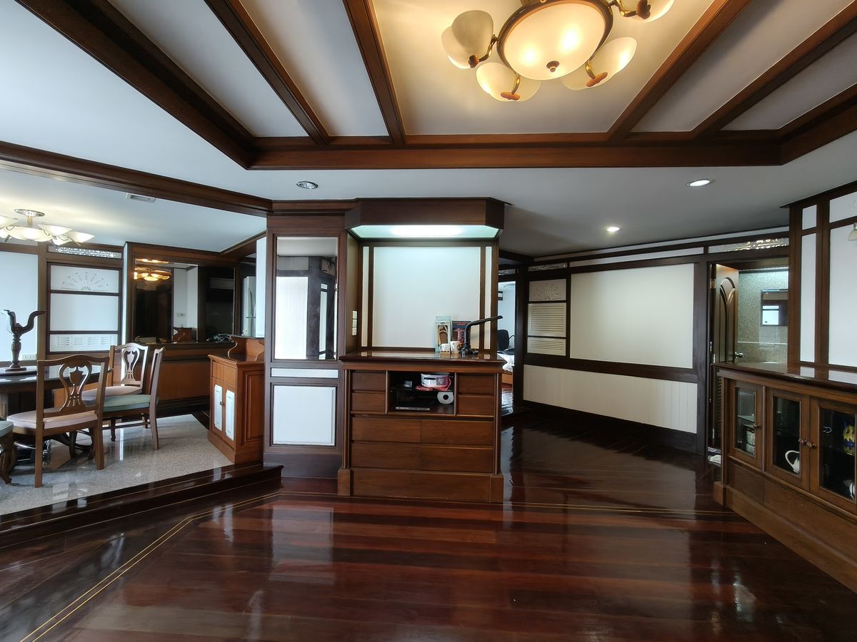 ให้เช่าคอนโดพระราม 3 สาธุประดิษฐ์ : ✨ ให้เช่าด่วน! ห้องใหญ่ แต่งใหม่ยกห้อง! S.V. City พระราม 3 | 2 นอน 2 น้ำ 101 ตร.ม. วิวสวย เฟอร์ครบ พร้อมอยู่ ✨