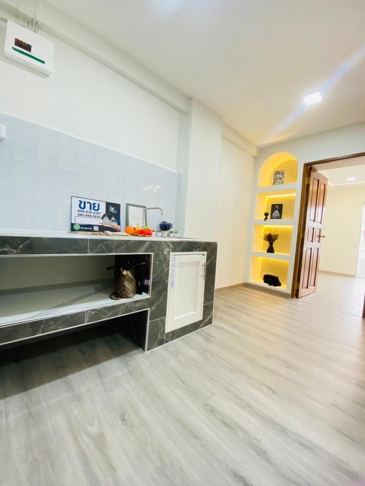 ขายคอนโดลาดพร้าว101 แฮปปี้แลนด์ : ขายห้องสวยรีโนเวทใหม่ พร้อมอยู่ โครงการ สตูดิโอ วันโซน คอนโด (S4801)