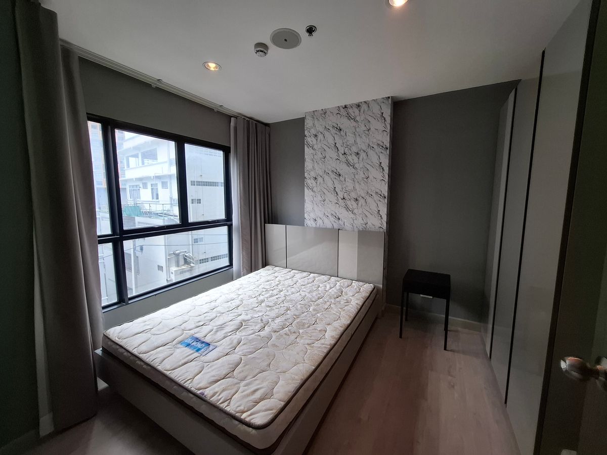 ขายคอนโดปิ่นเกล้า จรัญสนิทวงศ์ : ขายพร้อมผู้เช่า รับเงินต่อ ถึงพฤษภา 69