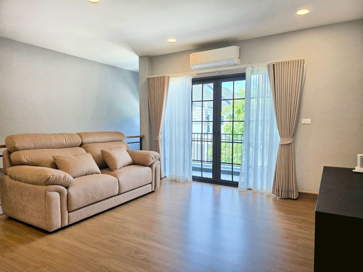 For RentHouseBangna, Bearing, Lasalle : K-6387 Urgent rent! Centro Bangna Phase 2, beautiful house, ready to live in a good location near Mega Bangna.