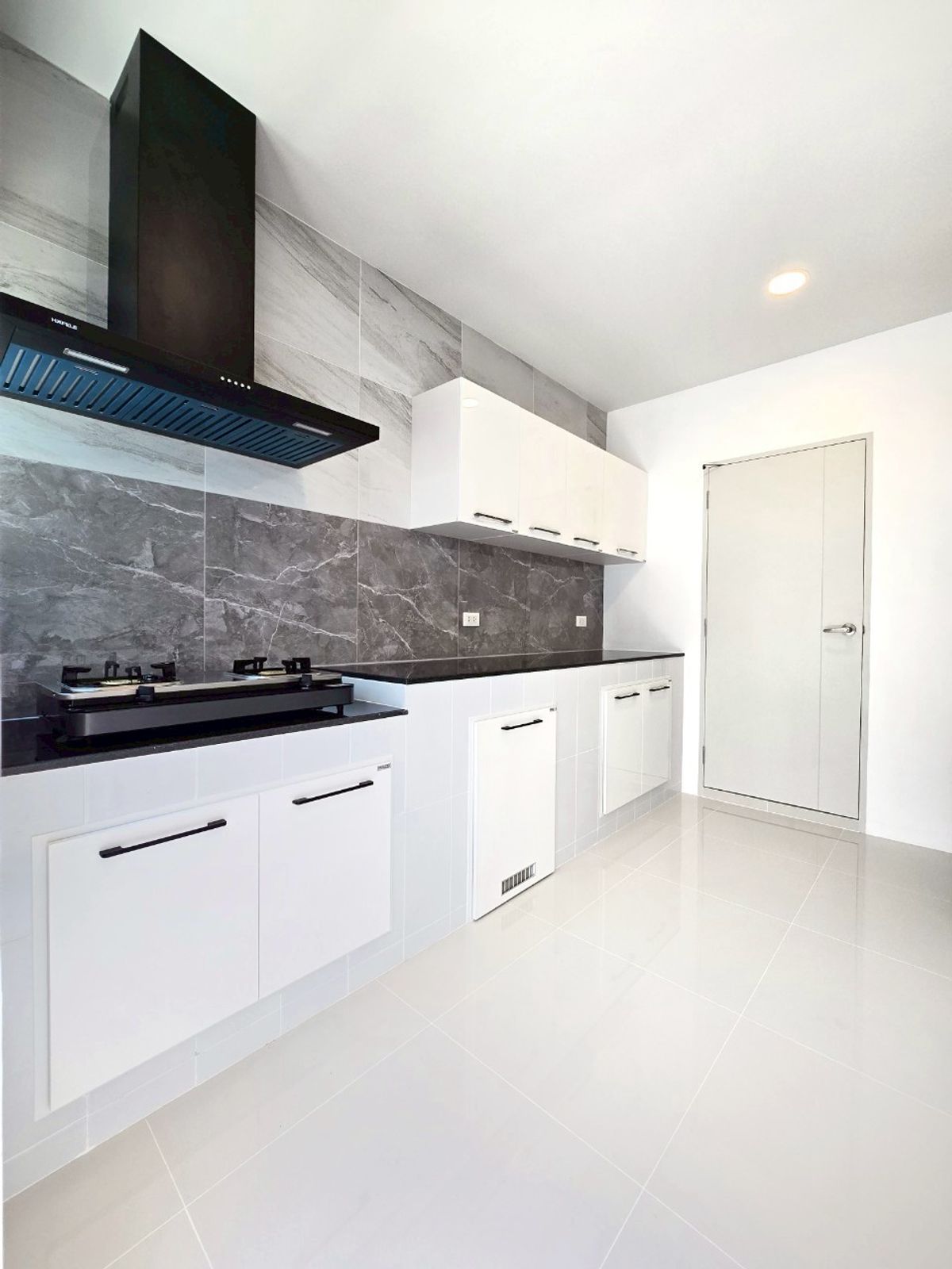 For RentHouseBangna, Bearing, Lasalle : K-6387 Urgent rent! Centro Bangna Phase 2, beautiful house, ready to live in a good location near Mega Bangna.