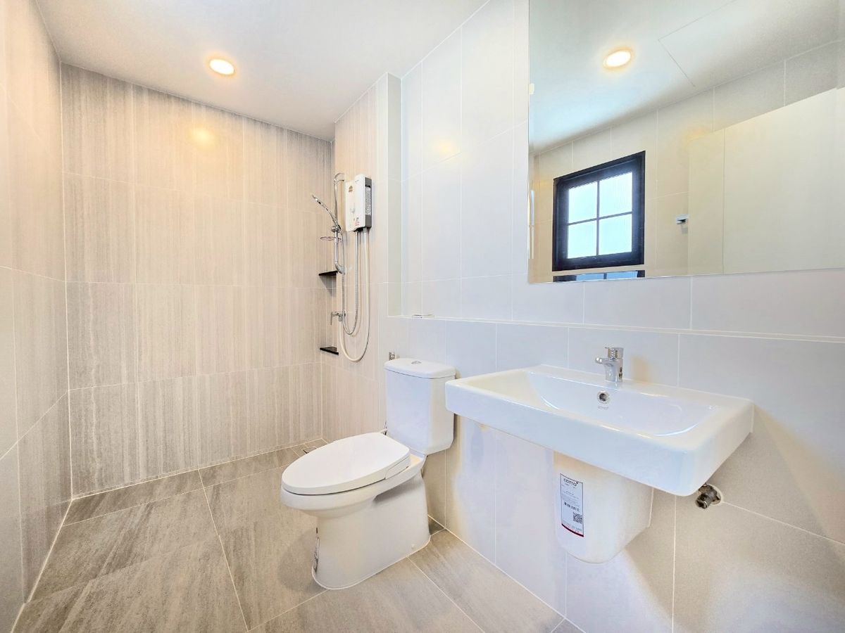 For RentHouseBangna, Bearing, Lasalle : K-6387 Urgent rent! Centro Bangna Phase 2, beautiful house, ready to live in a good location near Mega Bangna.