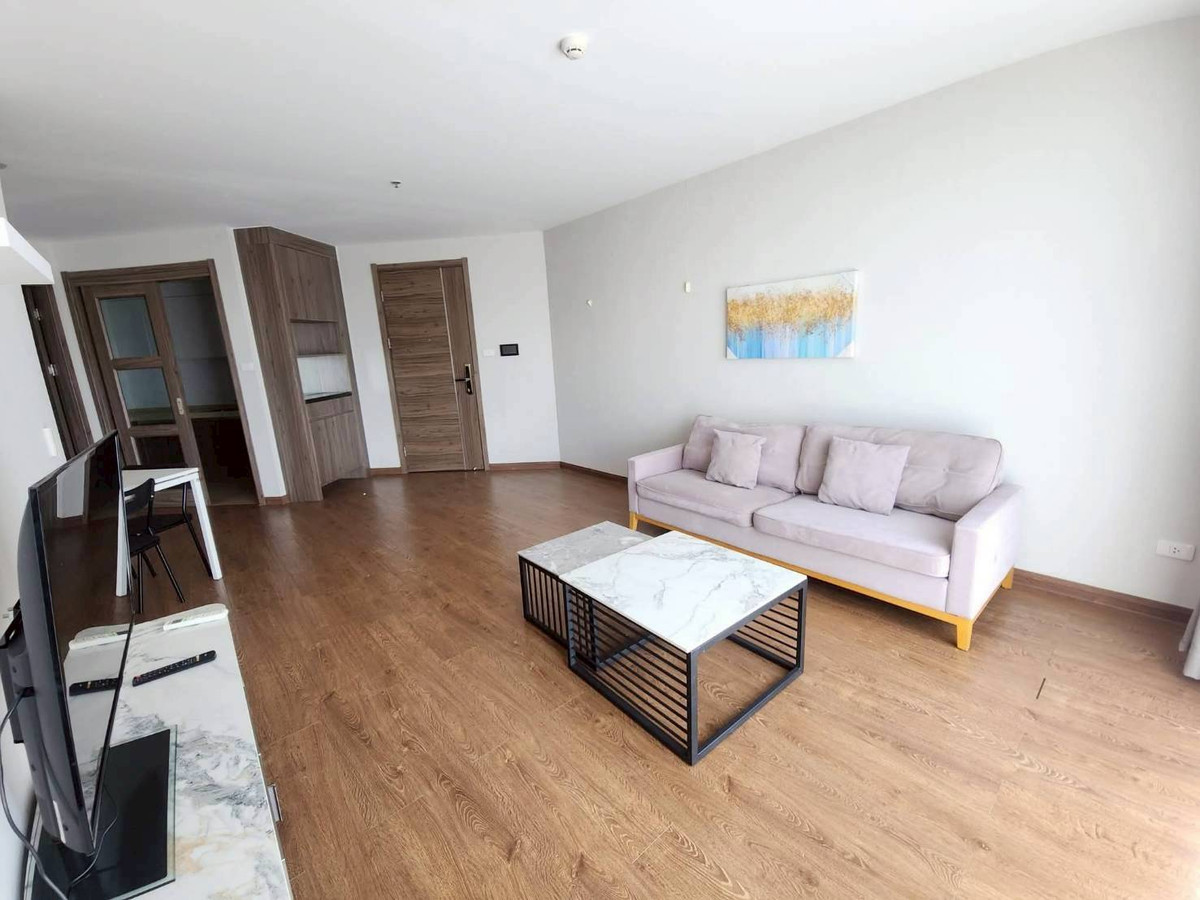 ให้เช่าคอนโดรัชดา ห้วยขวาง : 🔴23,000฿🔴 𝗔𝗿𝘁𝗶𝘀𝗮𝗻 𝗥𝗮𝘁𝗰𝗵𝗮𝗱𝗮┃อาร์ติซาน รัชดา  ✅ ใกล้ MRT ศูนย์วัฒนธรรม ยินดีบริการ🙏สนใจทัก 𝙇𝙄𝙉𝙀 มานะคะ (ตอบไวมาก):​📱 รหัสทรัพย์​ 6904-0210📱: ไอดีไลน์:@bbcondo88