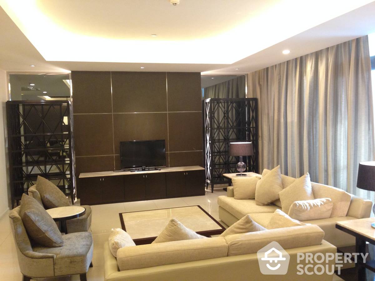 For RentCondoSukhumvit, Asoke, Thonglor : 3-BR Serviced Apt. near BTS Thong Lor