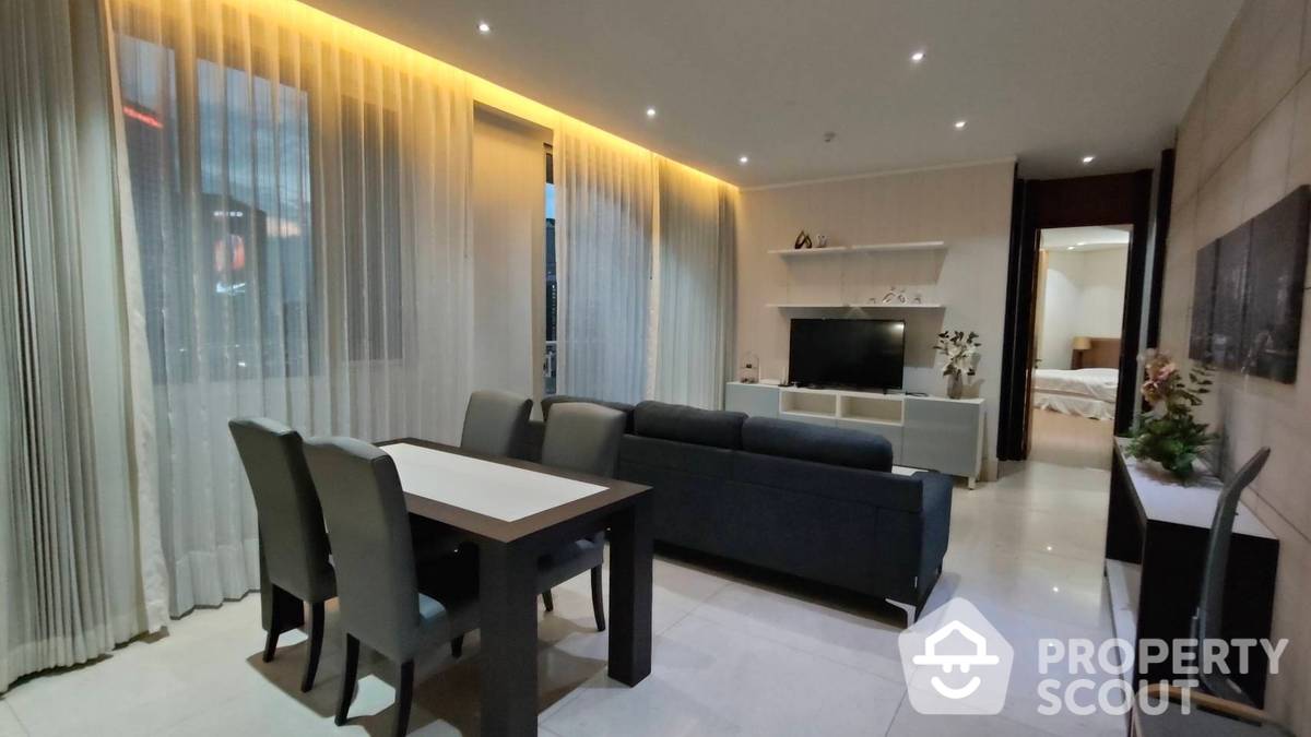 For RentCondoSathorn, Narathiwat : 2-BR Condo at The Infinity Condominium near BTS Chong Nonsi