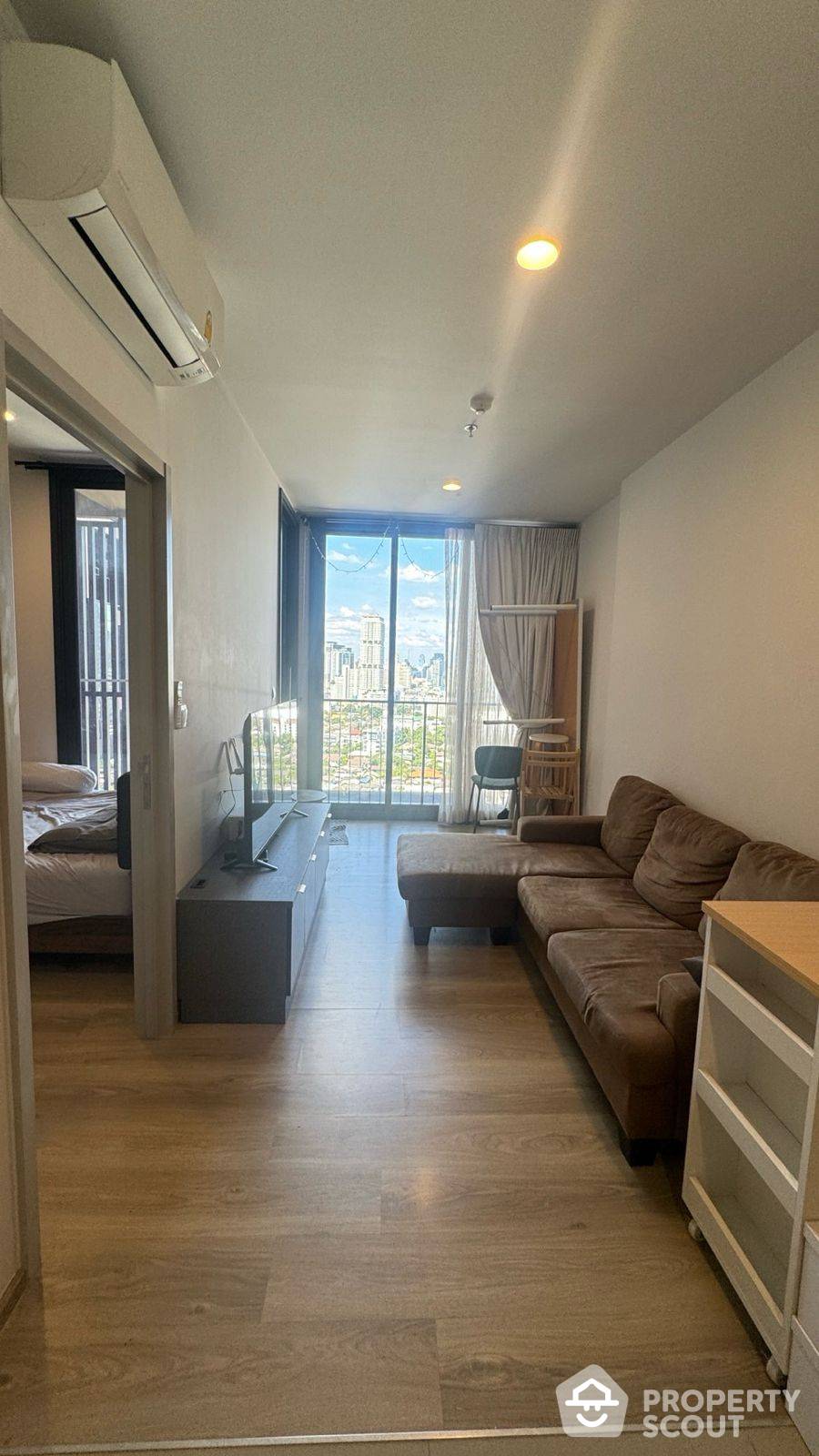 For RentCondoSukhumvit, Asoke, Thonglor : 1-BR Condo at Oka Haus Sukhumvit 36 near BTS Thong Lor
