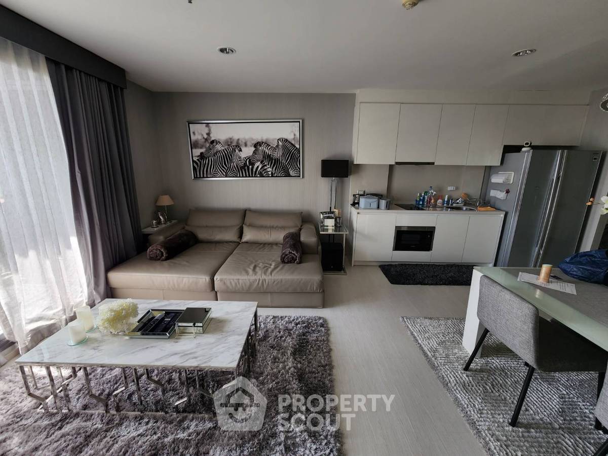 For RentCondoSukhumvit, Asoke, Thonglor : 2-BR Condo at Rhythm Sukhumvit 42 near BTS Ekkamai