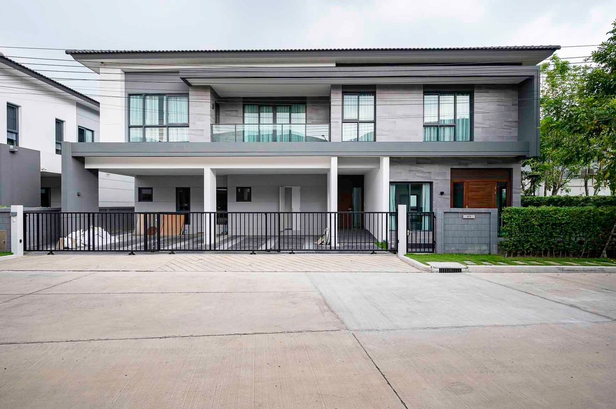 For SaleHouseChaengwatana, Muangthong : Selling a single house loss is lower than the market price. The cheapest price in The City Tiwanon-Ngamwongwan 86 Sq. 5 bedrooms, 6 water, 416 sqm. The owner has never been in a potential location near the Pink Line.