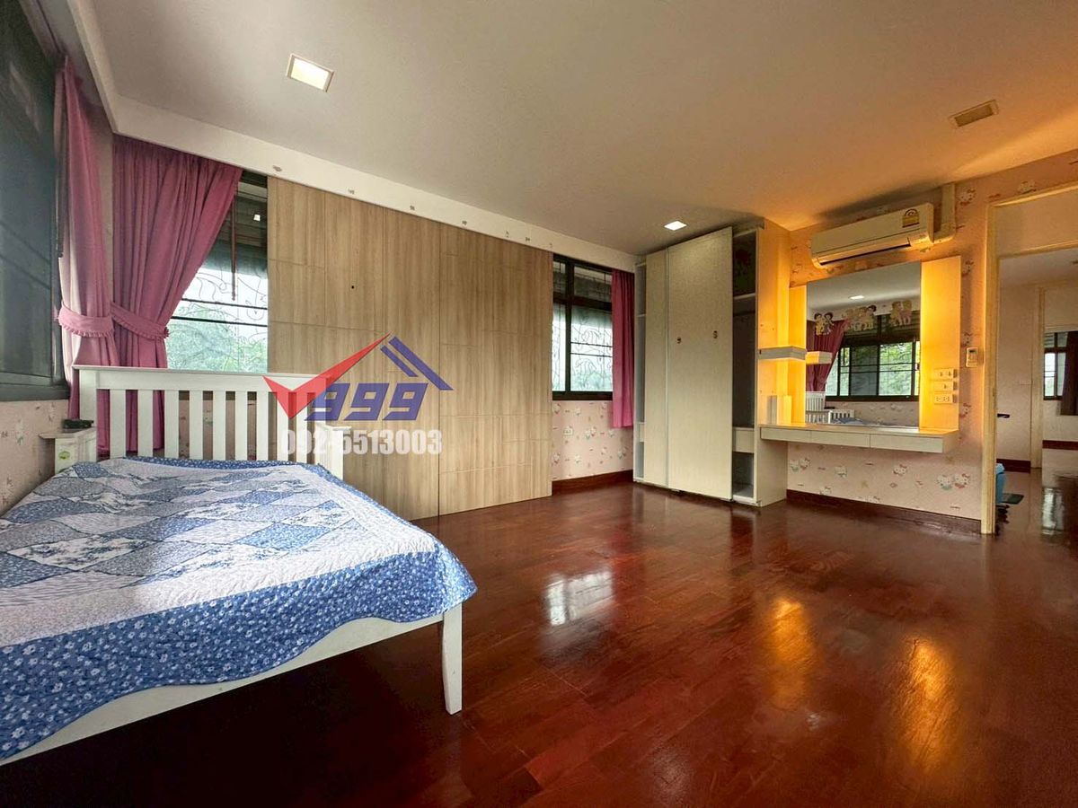 HousePattanakan, Srinakarin : 📌Sale/Rent 2 -story house, 5 bedrooms, can be made into an office, 1 rai area, good location, On Nut 66, Intersection 11  