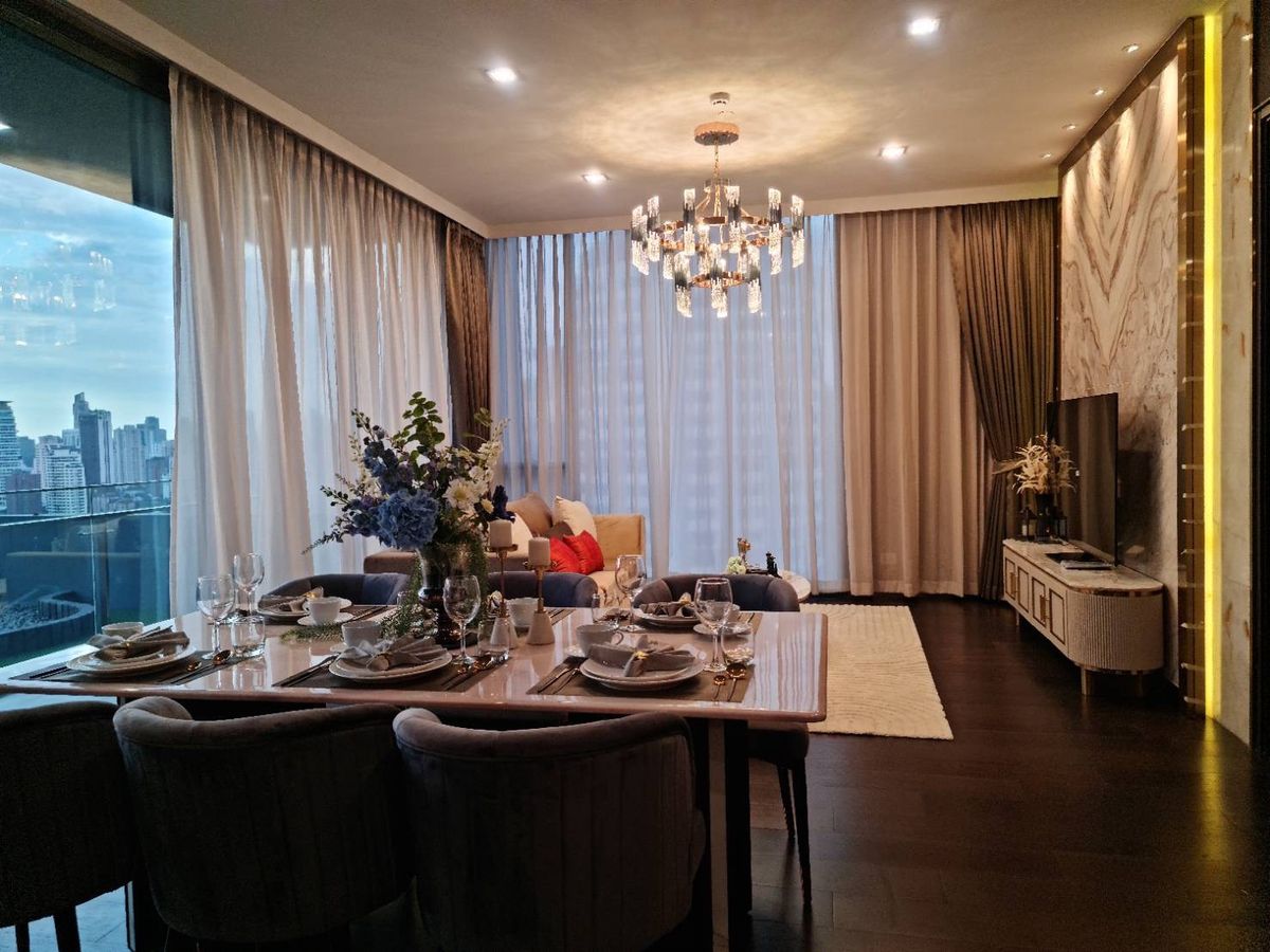 For RentCondoSukhumvit, Asoke, Thonglor : LTHC12513- LaviQ Sukhumvit 57 Condo for RENT Size 145 SQM. 3 Beds 3 Baths Near BTS THONG LOR STATION ONLY 200K/Month
