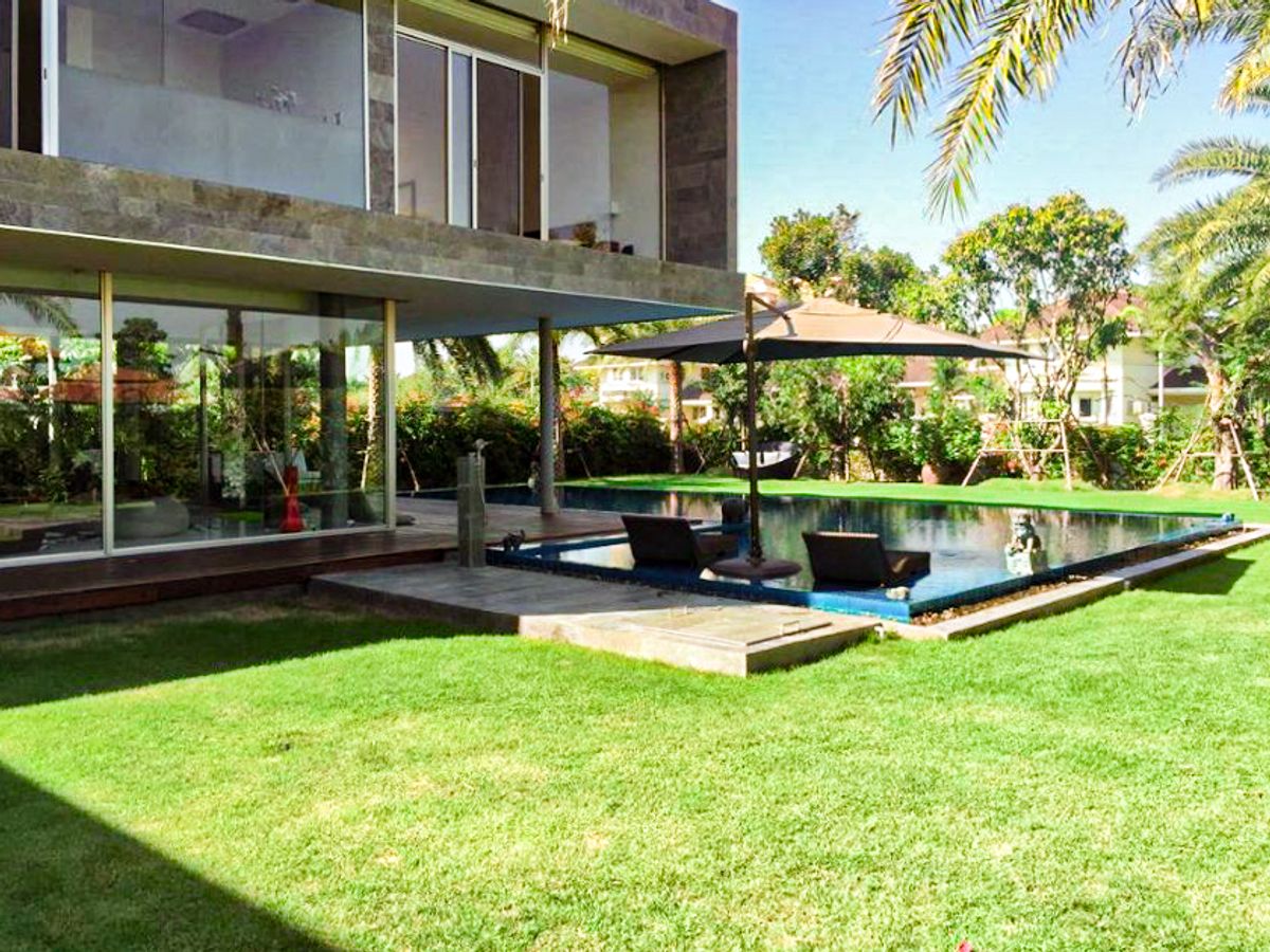 For SaleSamut Prakan,Samrong : Villa in Windmill Golf Course LSIR0016