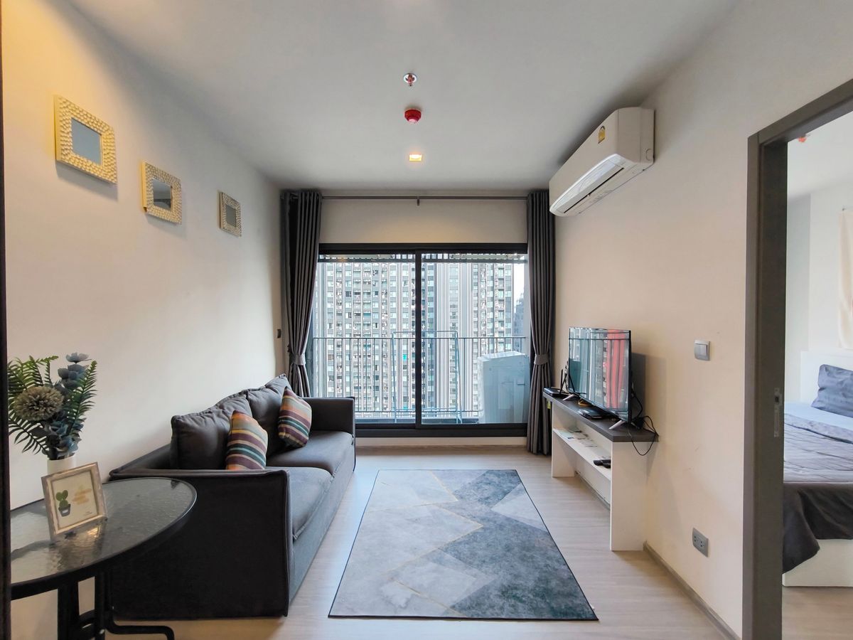 For RentCondoRama9, Petchburi, RCA : 🌿 ✨ Life Asoke Hype ✨🌿 1 BED 1 Bath, RENTAL 20,000 BAHT