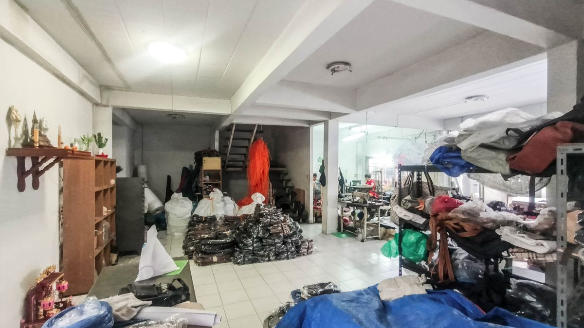 ขายทาวน์โฮมพระราม 2 บางขุนเทียน : ขาย ทาวน์เฮ้าส์ 2ชั้น 49.5ตรว. ม.สินทวีงามเจริญ ซอยอนามัยงามเจริญ27