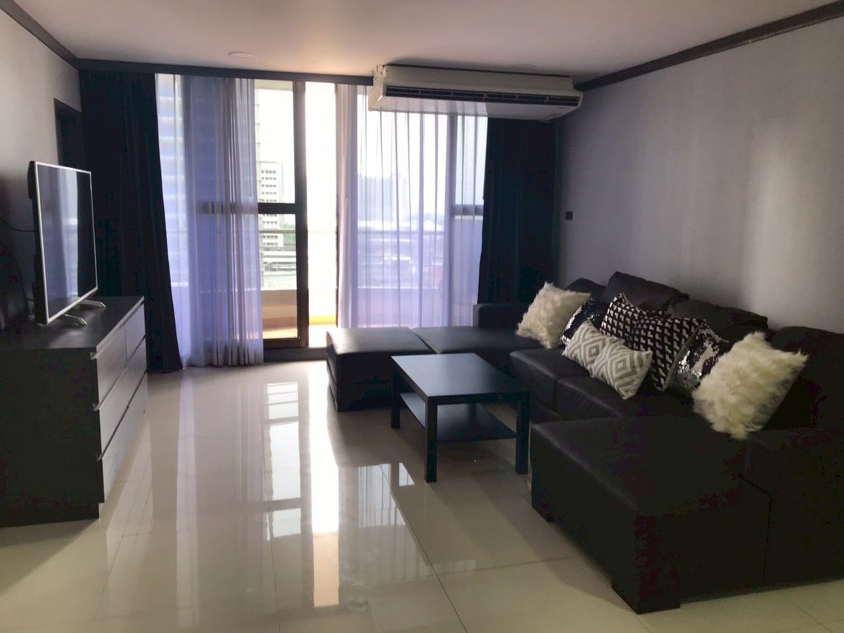 For SaleCondoSukhumvit, Asoke, Thonglor : LTHC12528 - Supalai Place Sukhumvit 39 Condo for Sale Size 120 SQM. 3 Beds 2 Baths Near BTS Phong Station Only 9.9 MB