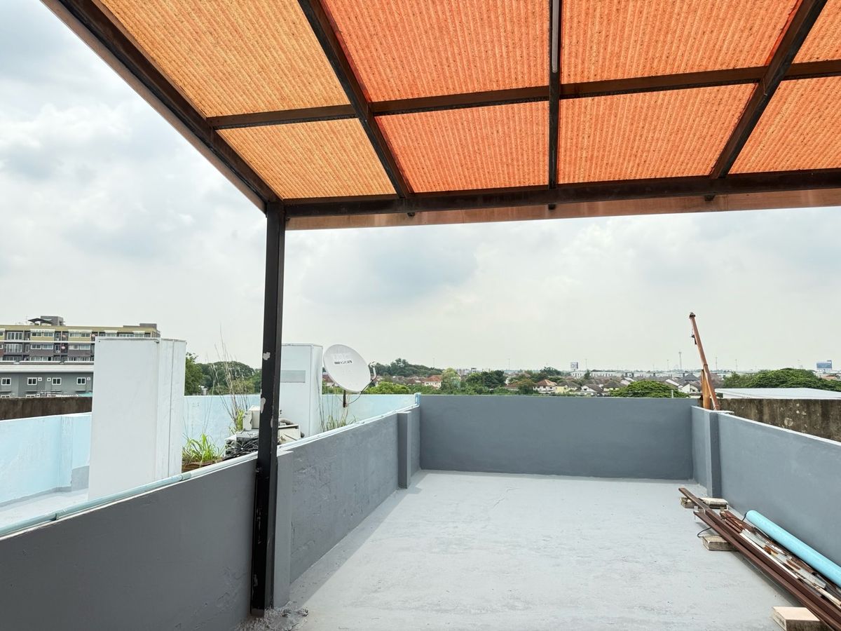 อาคารพาณิชย์นวมินทร์ รามอินทรา : อาคารพาณิชย์ รีโนเวทใหม่ ตินถนนคู้บอน ถนนใหญ่