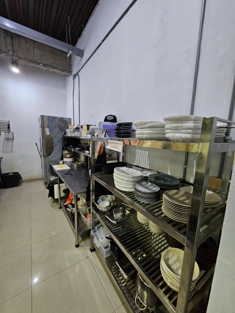 ขายร้านค้า/ตลาดนัดสีลม ศาลาแดง บางรัก : 🔥เซ้งด่วน🔥 ร้าน Boundaries Silom @โครงการบ้านสีลม มีที่จอด 40-50 คัน ของตกเเต่งภายในร้านครบ + ใบอนุญาตขายแอลกอฮอลล์  *สัญญาสิ้นสุด 16 มกราคม 2571