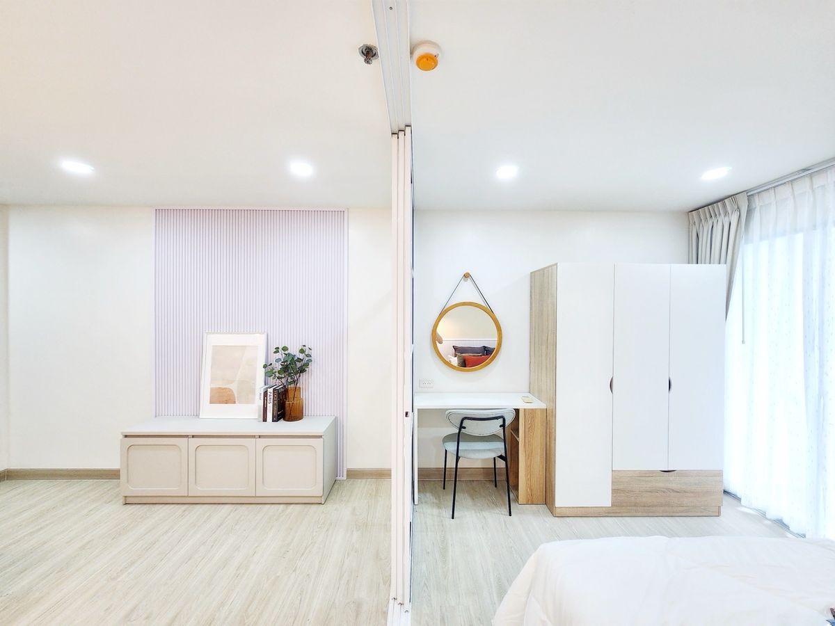 ขายคอนโดบางซื่อ วงศ์สว่าง เตาปูน : #คอนโดใกล้ฉัน เอาใจสายโซนประชาชื่นกัน งบน้อยเเต่อยากได้ห้องที่เเต่งครบพร้อมอยู่ พร้อมเฟอร์จัดเเน่นยกห้อง ต้องที่นี้เลยจ้า เเถมผ่อนถูกเริ่มต้นเพียง 5,000 บาทเท่านั้น