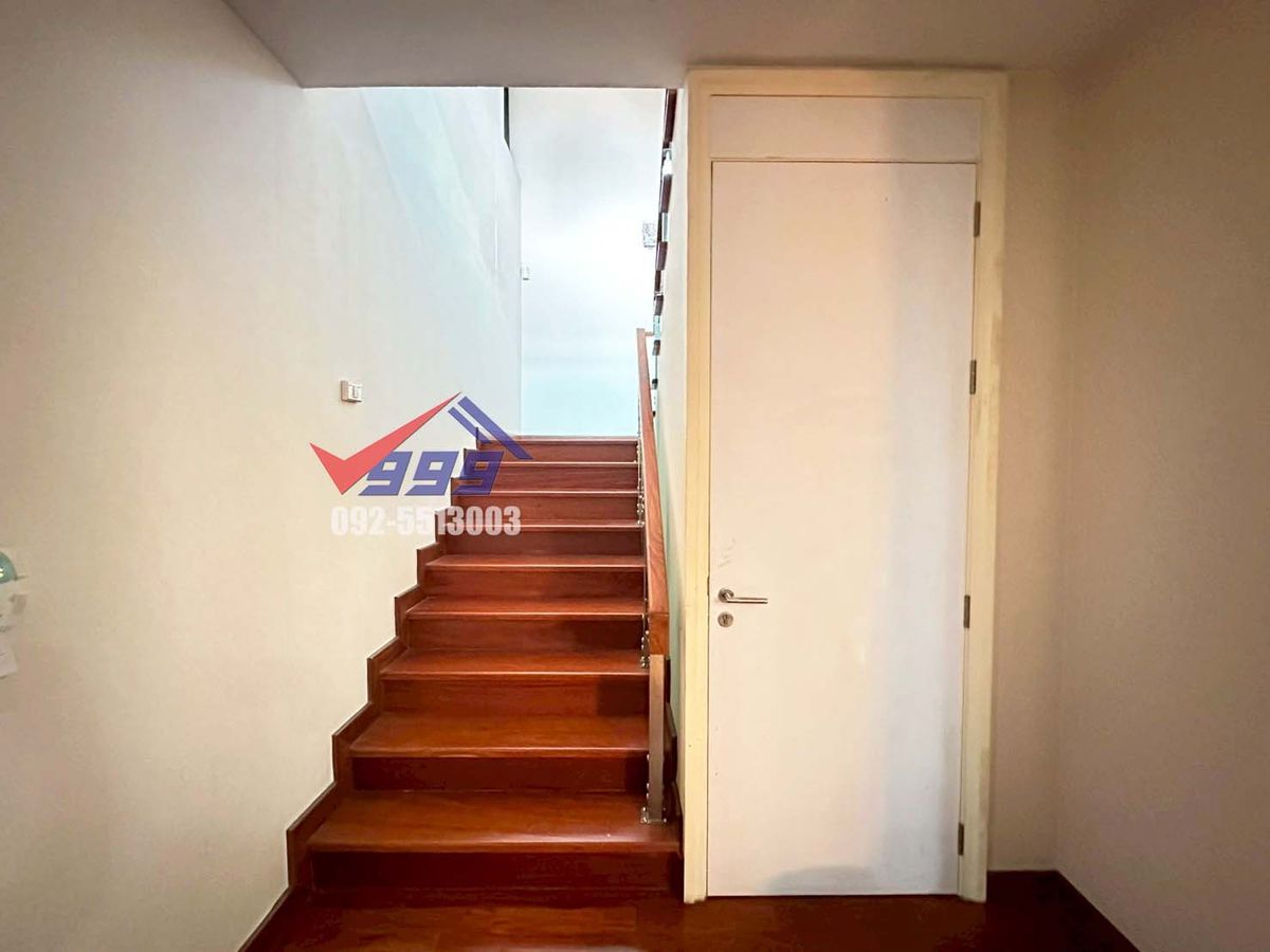 HousePattanakan, Srinakarin : 📌Sale/Rent 2 -story house, 5 bedrooms, can be made into an office, 1 rai area, good location, On Nut 66, Intersection 11  