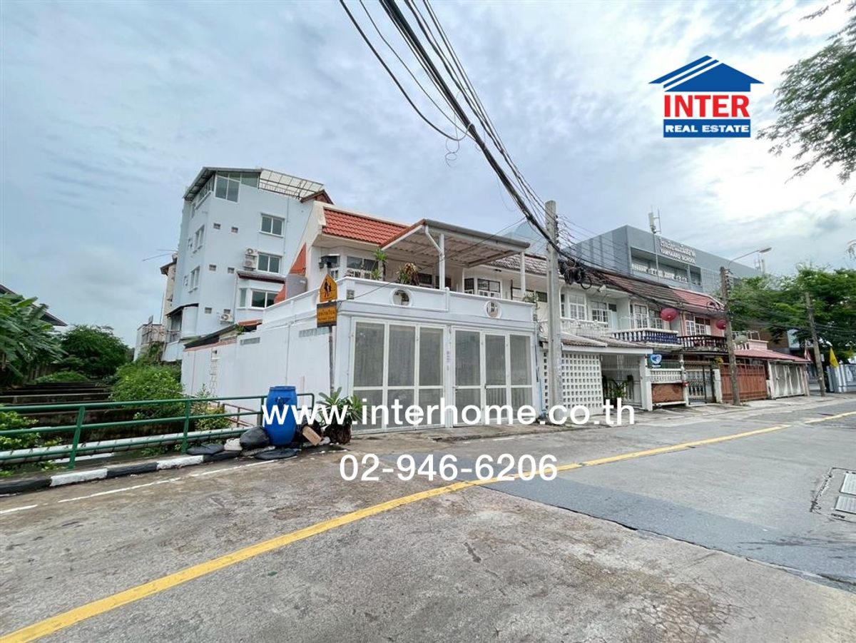 For SaleTownhomeVipawadee, Don Mueang, Lak Si : Townhouse 2, 32 sq.w. Townhouse, Soi Songsa -Sa -at (Soi Vibhavadi Rangsit 20, Intersection 12), Vibhavadi Rangsit Road, Lat Phrao Road (Soi Lat Phrao 18), Chatuchak District, Bangkok