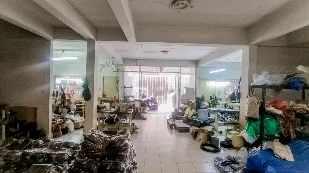 ขายทาวน์โฮมพระราม 2 บางขุนเทียน : ขาย ทาวน์เฮ้าส์ 2ชั้น 49.5ตรว. ม.สินทวีงามเจริญ ซอยอนามัยงามเจริญ27