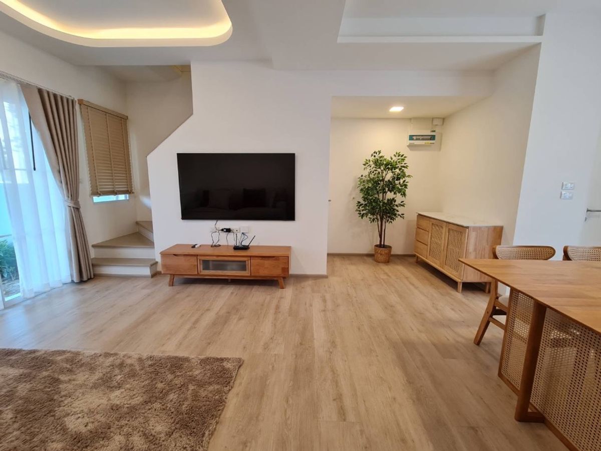 For RentHouseSamut Prakan,Samrong : Single house for rent 🔥 Villaggio Srinakarin-Bangna 🔥 2 bedrooms, 3 bathrooms, fully furnished and equipped with appliances