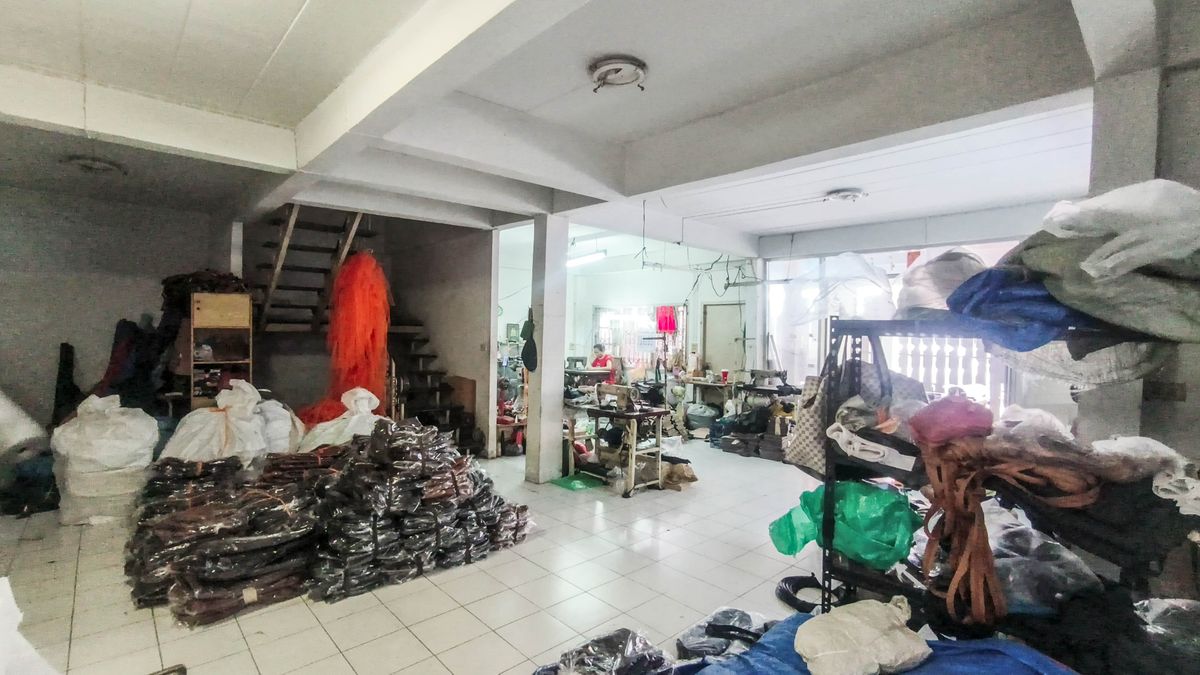 ขายทาวน์โฮมพระราม 2 บางขุนเทียน : ขาย ทาวน์เฮ้าส์ 2ชั้น 49.5ตรว. ม.สินทวีงามเจริญ ซอยอนามัยงามเจริญ27