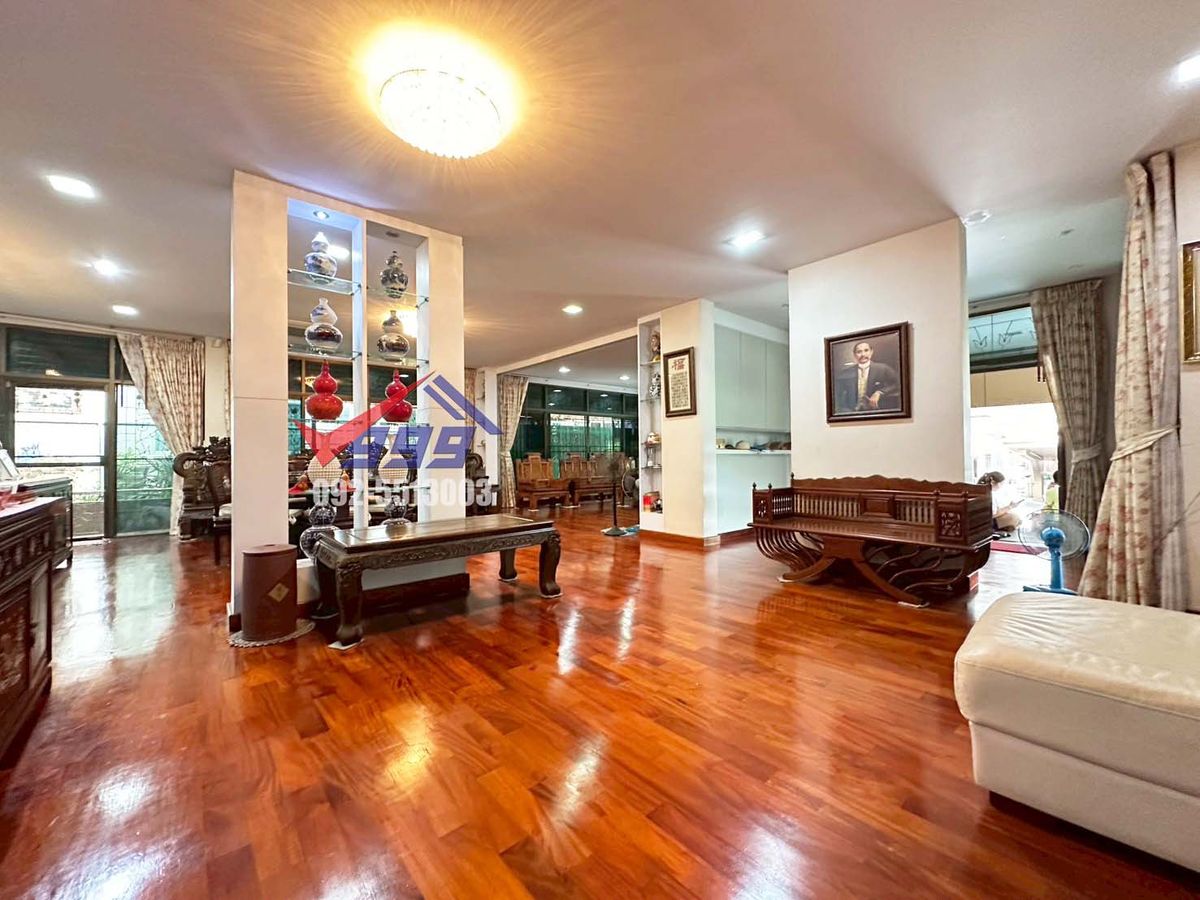 HousePattanakan, Srinakarin : 📌Sale/Rent 2 -story house, 5 bedrooms, can be made into an office, 1 rai area, good location, On Nut 66, Intersection 11  