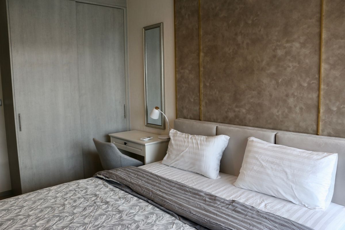 For RentCondoRama9, Petchburi, RCA : Life Asoke Hype rental price 25,000 baht/month [MNR250502]