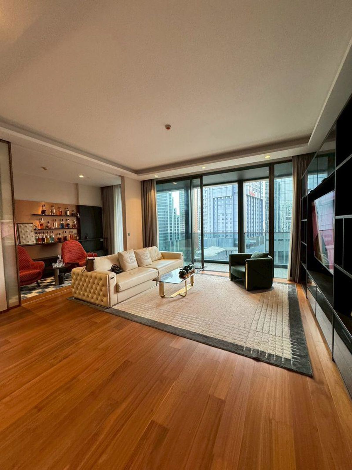 ให้เช่าคอนโดสุขุมวิท อโศก ทองหล่อ : LTHC12530 - The Estelle Sukhumvit 26 Condo FOR RENT Size 137 sqm. 2 beds 3 baths Near BTS Phrom Phong Station ONLY 180K/Month
