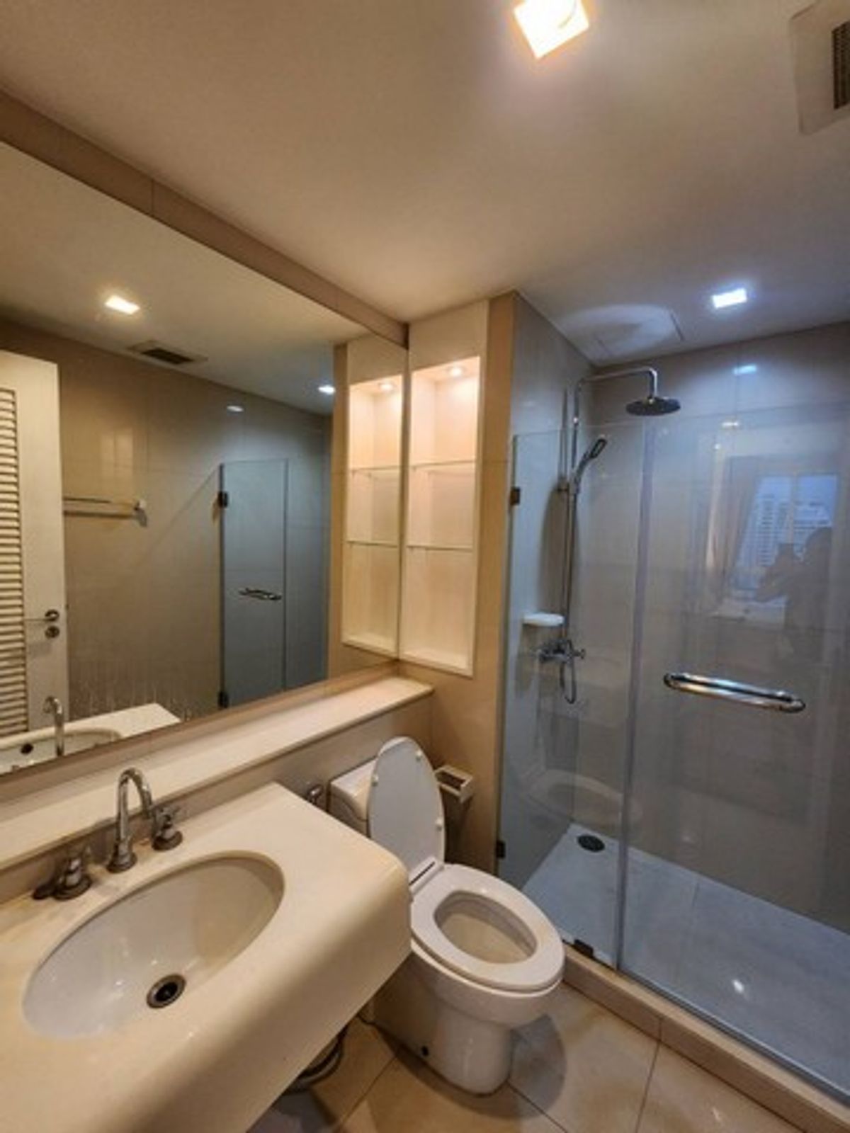 For RentCondoSathorn, Narathiwat : For rent IVY Sathorn 10, 18, size 40 sq.m., near BTS Chong Nonsi