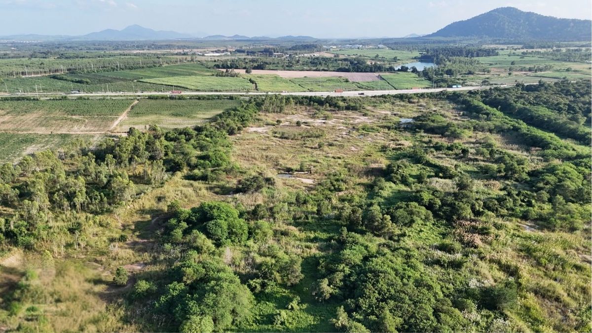 For SaleLandPattaya, Bangsaen, Chonburi : Factory Land for Sale – 143 Rai on Highway 331, Ban Bueng, Chonburi
