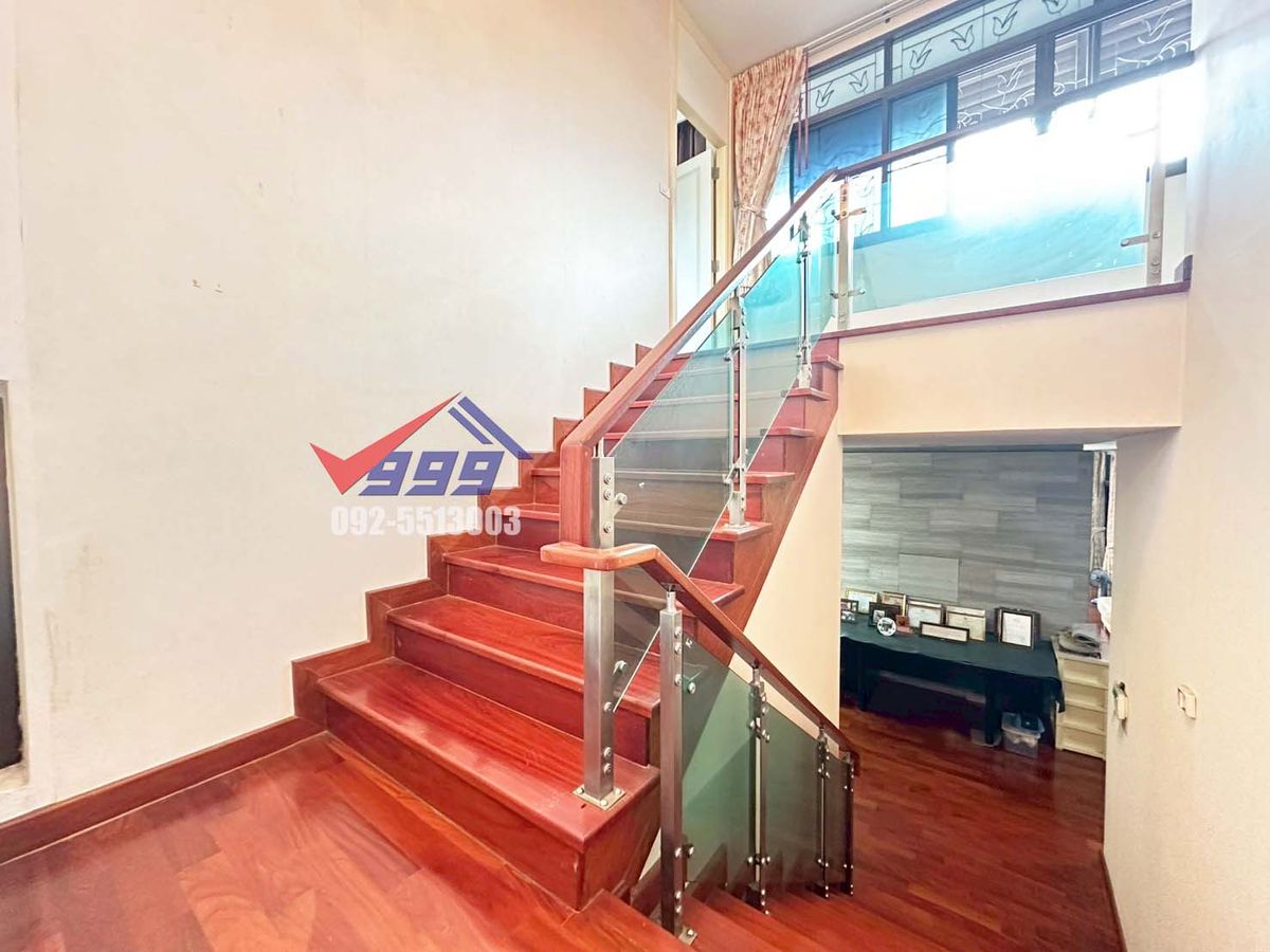 HousePattanakan, Srinakarin : 📌Sale/Rent 2 -story house, 5 bedrooms, can be made into an office, 1 rai area, good location, On Nut 66, Intersection 11  