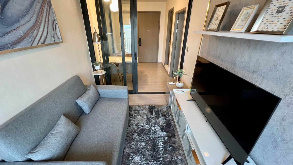 For RentCondoRama9, Petchburi, RCA : Life Asoke Hype rental price 25,000 baht/month [MNR250502]