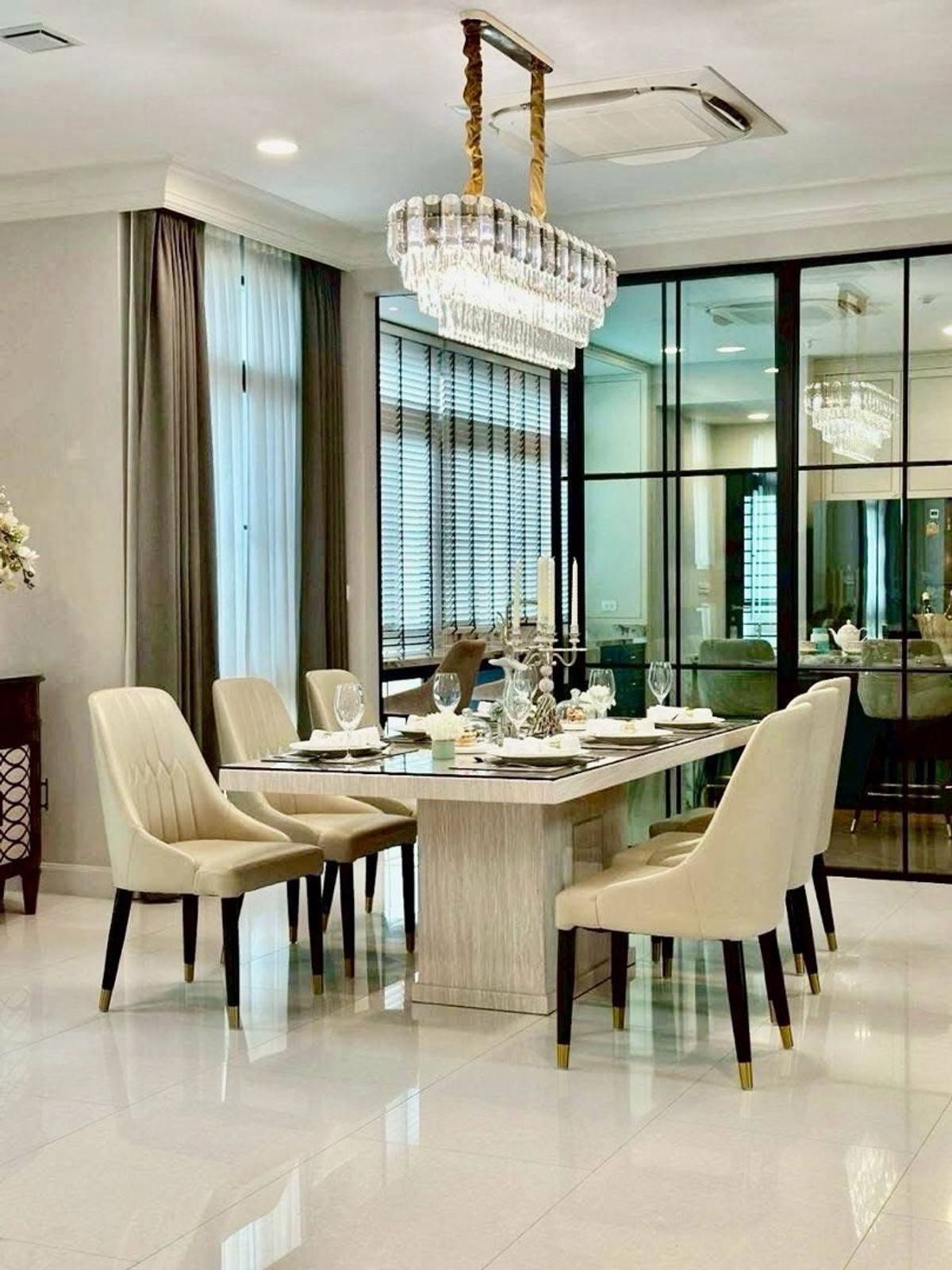 HousePattanakan, Srinakarin : Sell/rent a new house, 1 hand, Nantawan, Krungthep Kreetha, 5 beds, beautifully decorated with