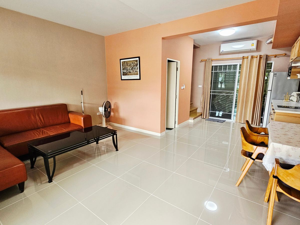 ให้เช่าทาวน์โฮมบางนา แบริ่ง ลาซาล : ให้เช่า ทาวน์เฮ้าส์ อินดี้ บางนา กม.7 พร้อมอยู่ เฟอร์ฯครบ For Rent: Indy Bangna Km.7 Townhouse, Fully Furnished