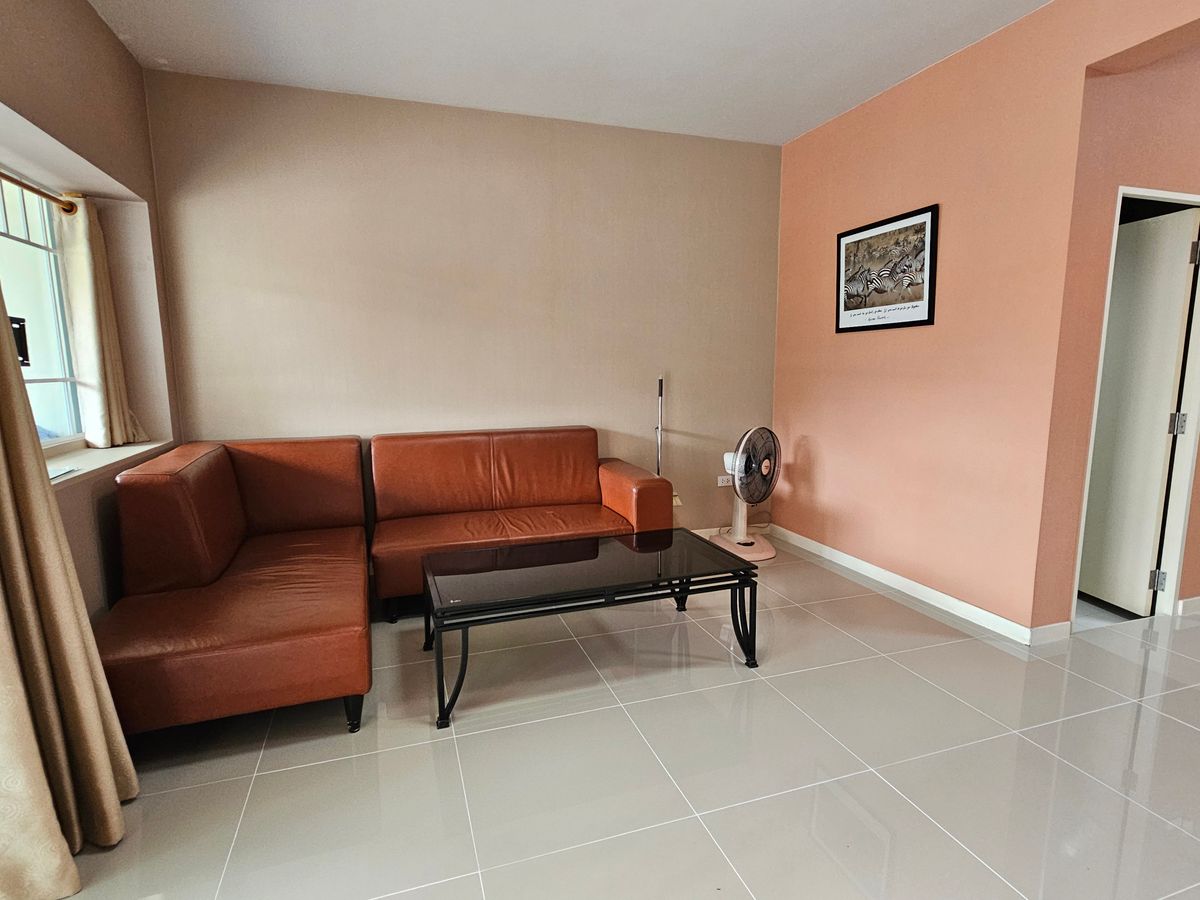 ให้เช่าทาวน์โฮมบางนา แบริ่ง ลาซาล : ให้เช่า ทาวน์เฮ้าส์ อินดี้ บางนา กม.7 พร้อมอยู่ เฟอร์ฯครบ For Rent: Indy Bangna Km.7 Townhouse, Fully Furnished