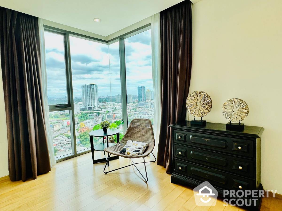 For SaleCondoSathorn, Narathiwat : 1-BR Condo at The Breeze Narathiwas close to Naradhiwas Rajanagarindra