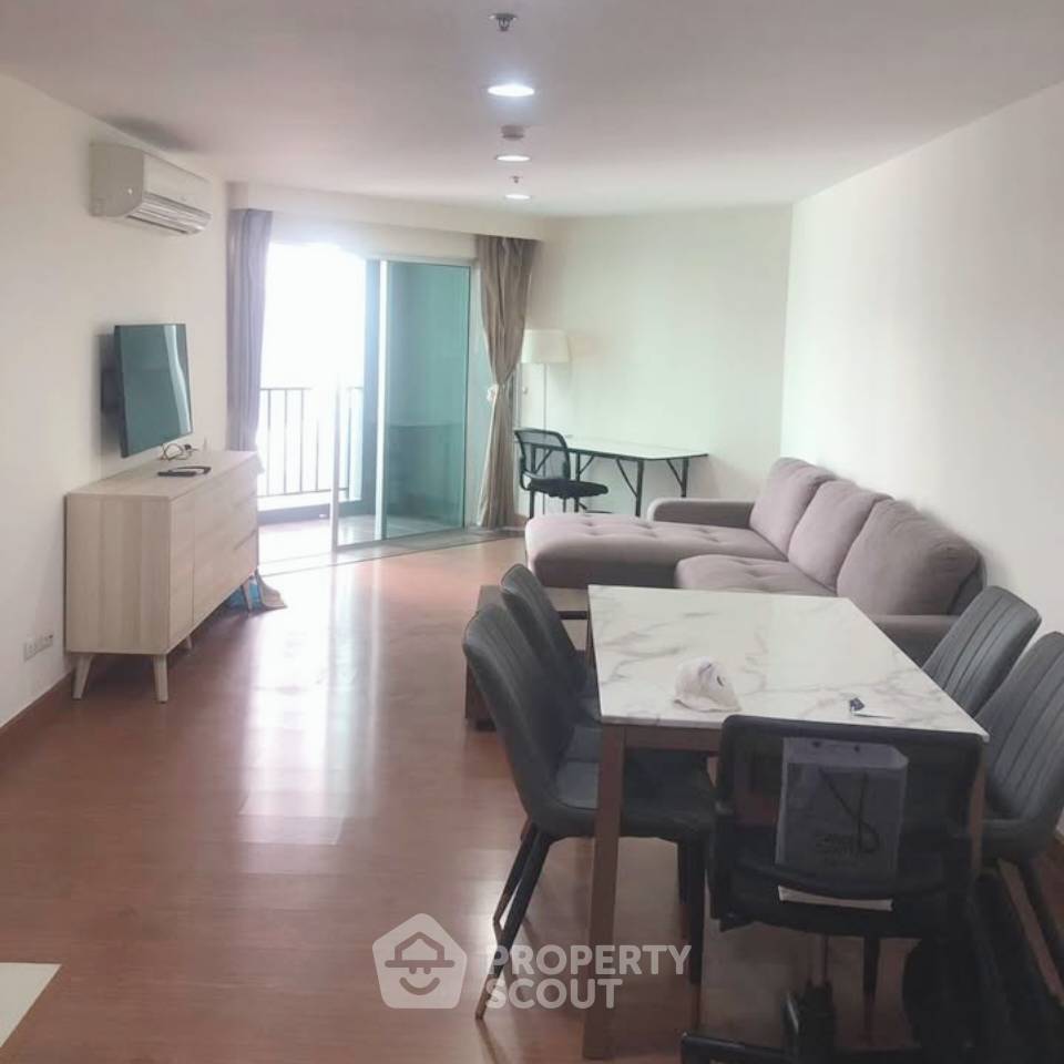 For RentCondoRama9, Petchburi, RCA : 3-BR Condo at Belle Grand Rama 9 near MRT Phra Ram 9