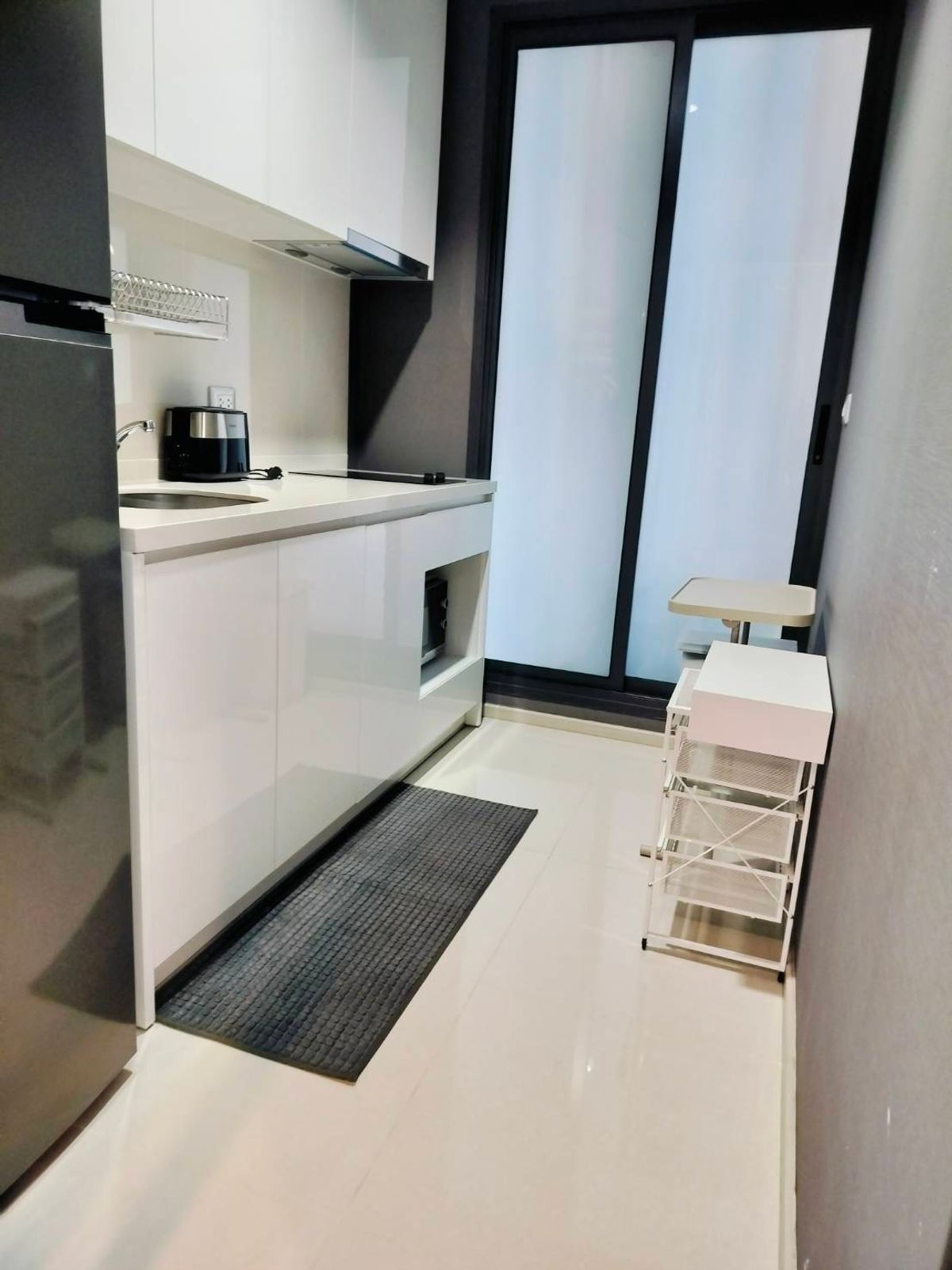 ให้เช่าคอนโดสุขุมวิท อโศก ทองหล่อ : For Rent: Rhythm Sukhumvit 42 Ready to Move In (S15-27092)