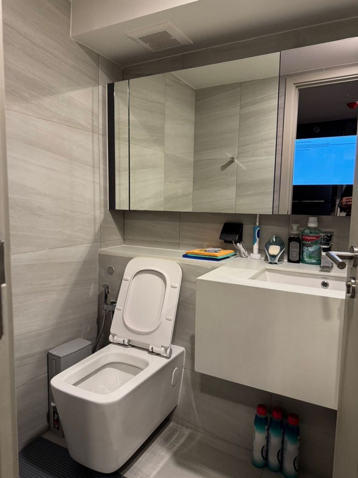 For SaleCondoSiam Paragon ,Chulalongkorn,Samyan : Park Origin Chula Samyan【𝐒𝐄𝐋𝐋】🔥Dark, cool, stylish! Condo decorated in dark tones, luxurious built-ins, near the BTS, walkable🔥 Contact Line ID: @hacondo