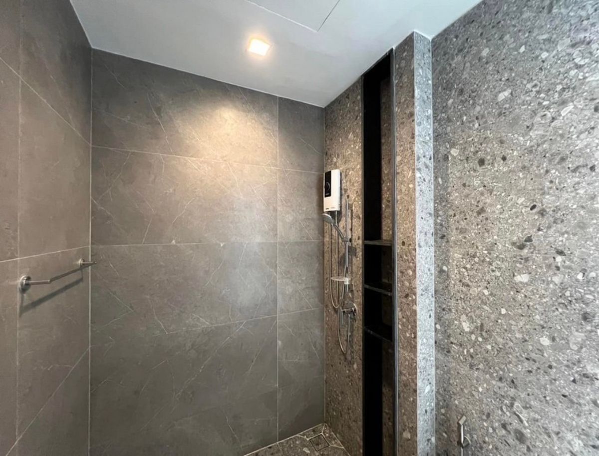 For RentHousePattanakan, Srinakarin : The Gentry phatthanakan 2 for rent 