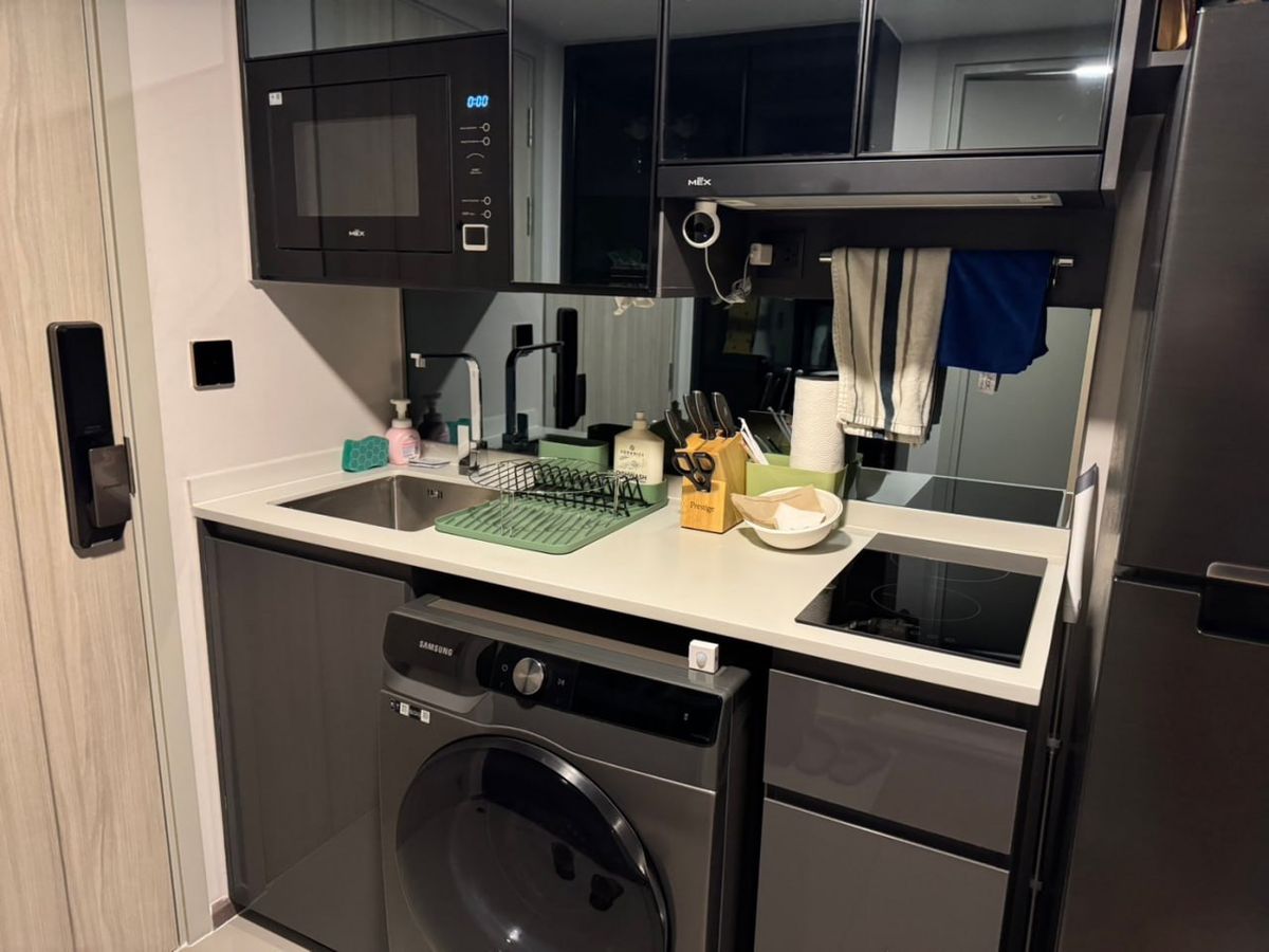 For SaleCondoSiam Paragon ,Chulalongkorn,Samyan : Park Origin Chula Samyan【𝐒𝐄𝐋𝐋】🔥Dark, cool, stylish! Condo decorated in dark tones, luxurious built-ins, near the BTS, walkable🔥 Contact Line ID: @hacondo