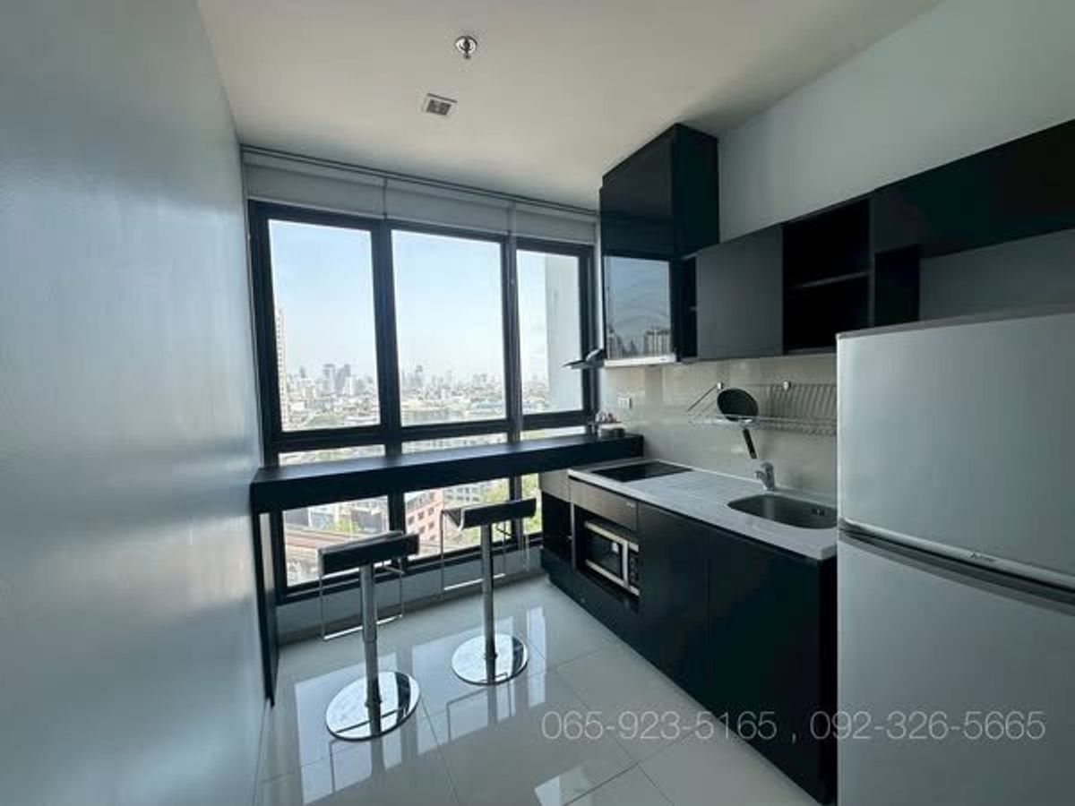 For RentCondoOnnut, Udomsuk : Recently Renovated. The room is very beautiful. 🔥 Renting only 20k next to the BTS Phra Khanong 🔥 (Rhythm 44/1)