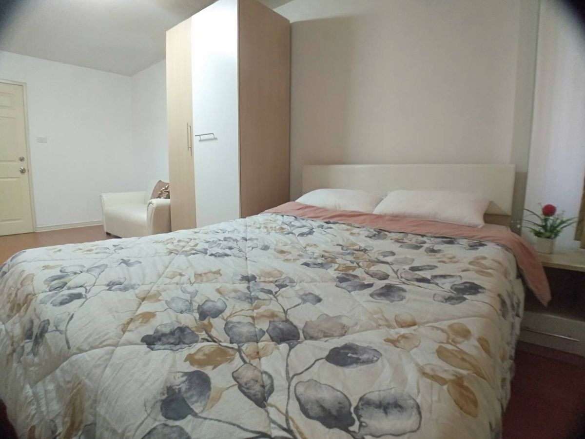 For RentCondoRamkhamhaeng, Hua Mak : hire!!! Lumpini Bodindecha-Ram, Size 28 sqm. C, 4th floor, price 6,500 baht with full furniture and electrical appliances.