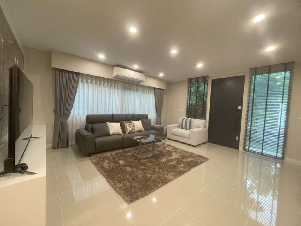 For RentHouseNonthaburi, Bang Yai, Bangbuathong : Fully Furnished Luxury House for Rent near SISB Nonthaburi | 4BR 5BA | Peaceful Family-Friendly Community | Ready to Move In
