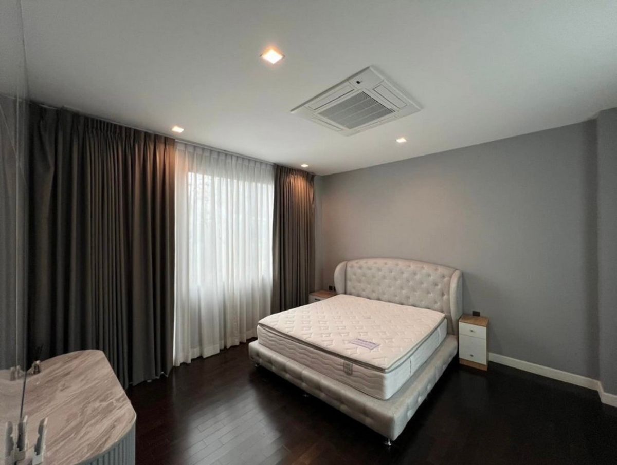 For RentHousePattanakan, Srinakarin : The Gentry phatthanakan 2 for rent 