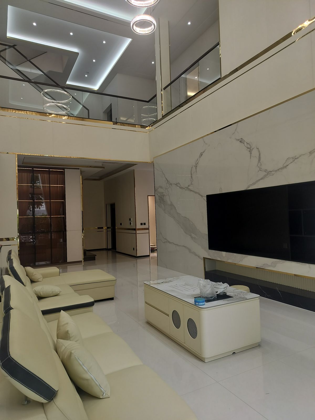 For RentHousePattanakan, Srinakarin : The Gentry phatthanakan for rent 