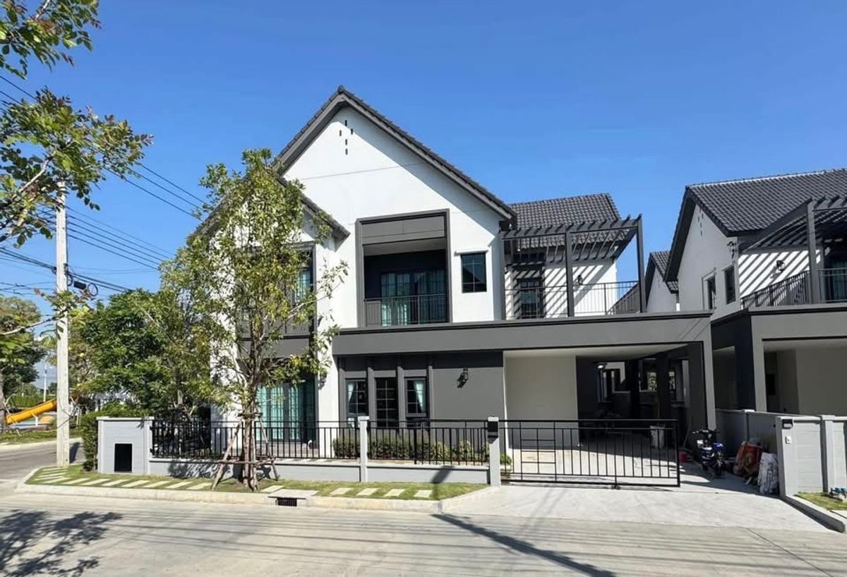บ้านบางนา แบริ่ง ลาซาล : *ให้เช่าบ้าน Centro Bangna (เฟส 2) 160,000บาท 4ห้องนอน 5ห้องน้ำ พื้นที่ใช้สอย 303ตรม. ใกล้ พระราม9 พัฒนาการ สวนหลวง ศรีนครินทร์ บางนา สนามบินสุวรรณภูมิ กรุงเทพกรีฑา สุขุมวิท รามคำแหง โรงเรียนนานาชาติ