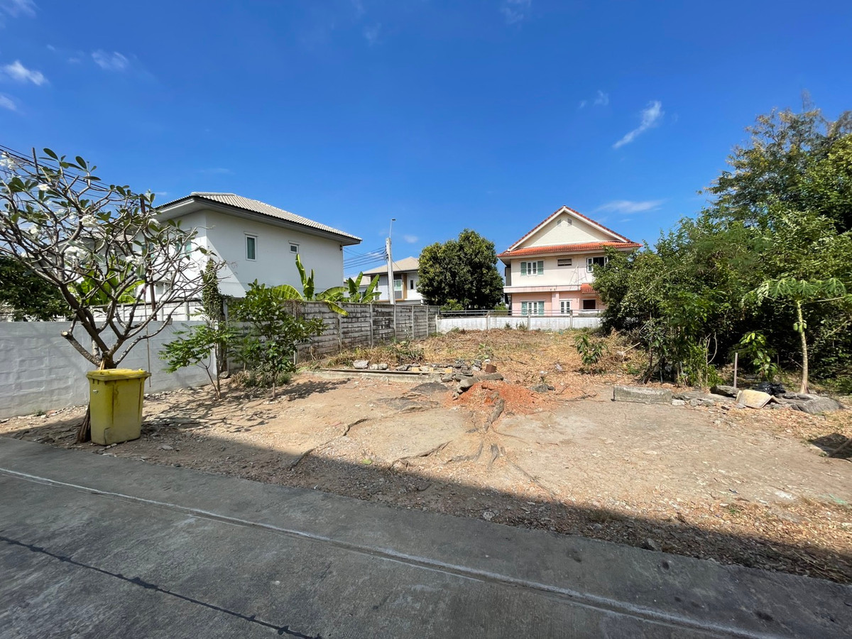 For SaleLandNawamin, Ramindra : Empty land 103 sq. Wah. Square plot, Soi Sai Mai 58, Or Ngeon Subdistrict, Sai Mai District, Bangkok