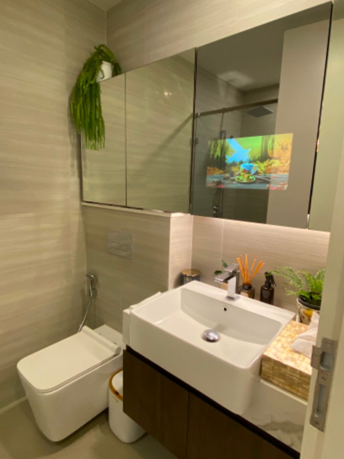 For SaleCondoSukhumvit, Asoke, Thonglor : ✨ Luxury Condo in the Heart of Thonglor, High Floor with Unobstructed City Views, Fully Furnished, Prime Location Near BTS Thonglor, Ready to Move In.